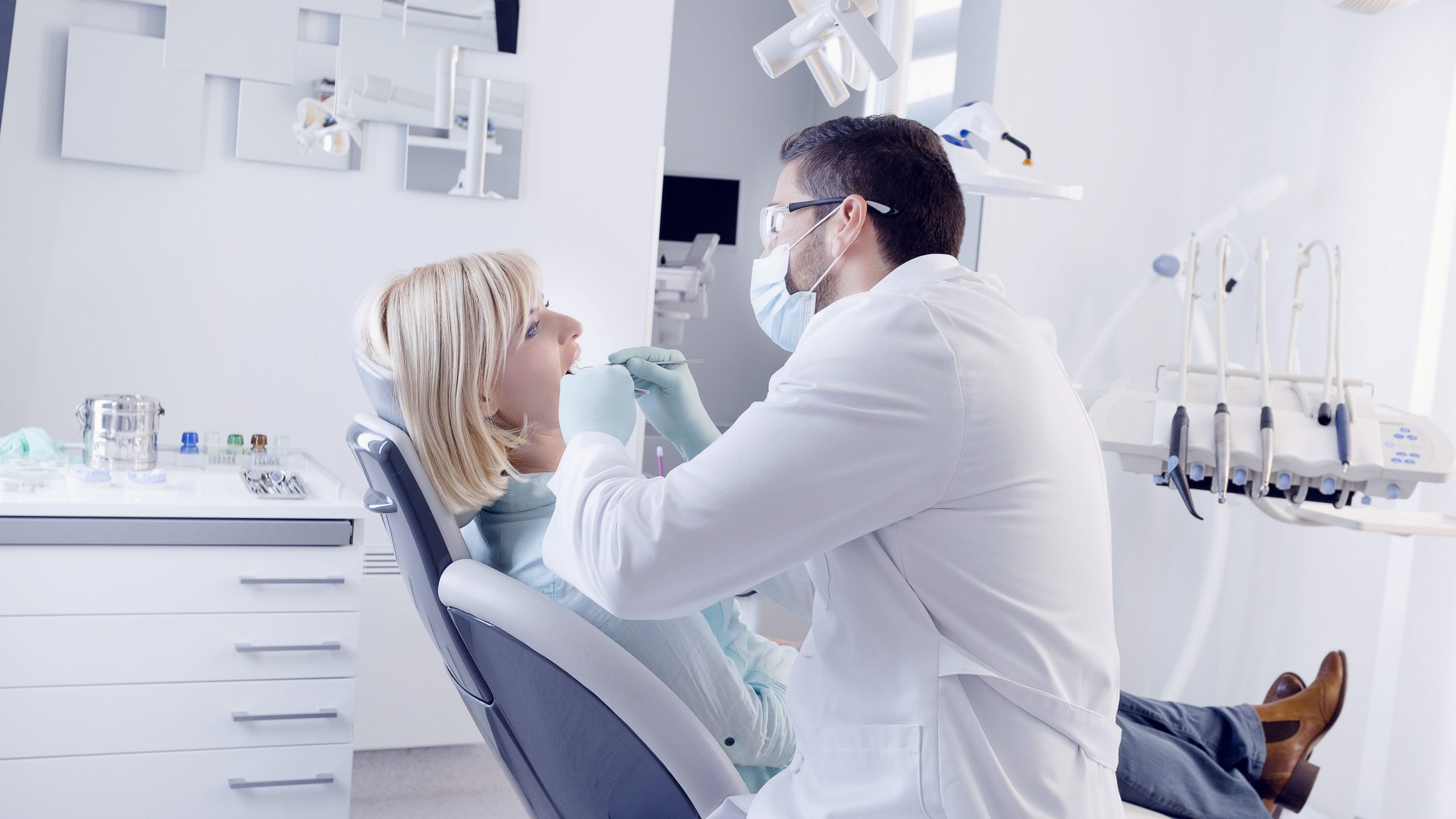 Dentist in Dos Palos, CA